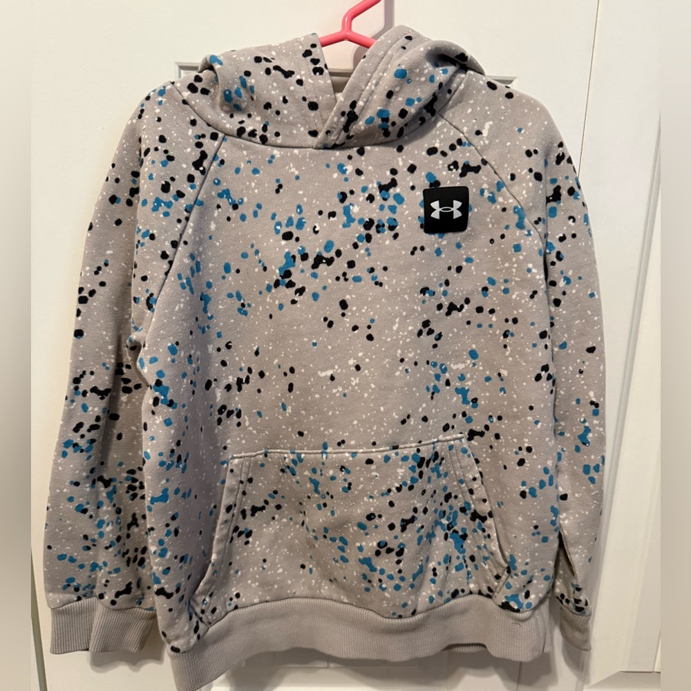 Youth XS Under Armour Light Gray Hoodie with Blue and Black Splatter